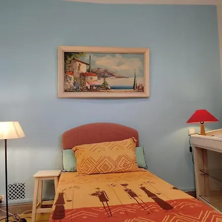 Maison Vintage - Clim - Wifi - Parking Dans La Rue Holiday home Avignon